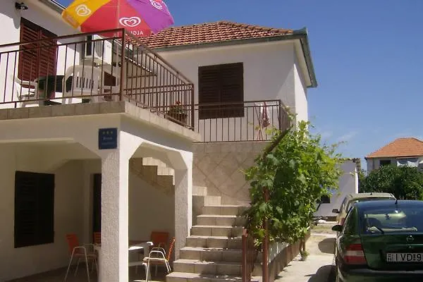 Apartment Apartmani Dokoza Drage Croatia