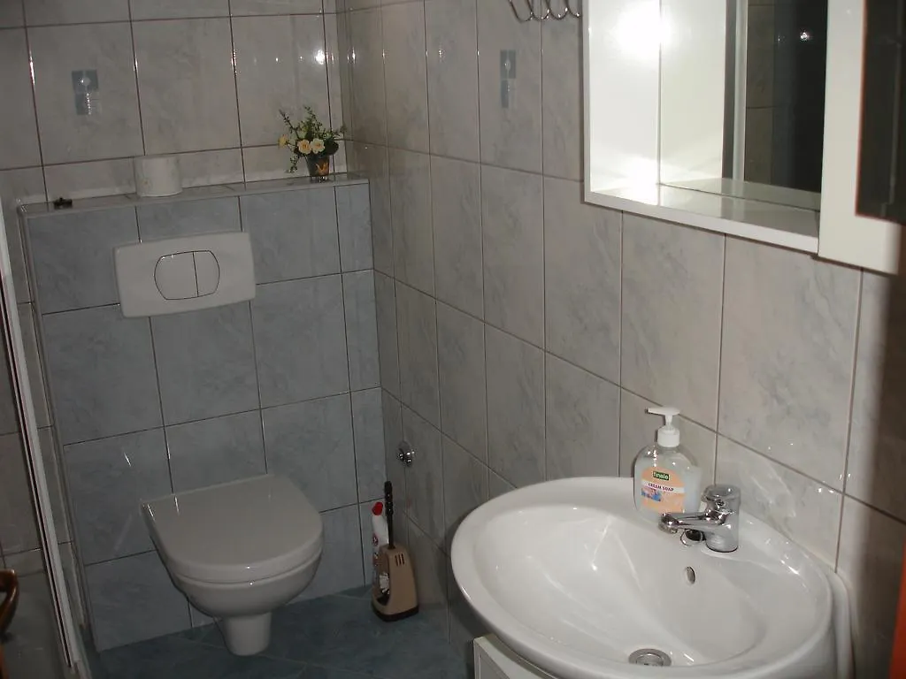 Apartment Apartmani Dokoza Drage