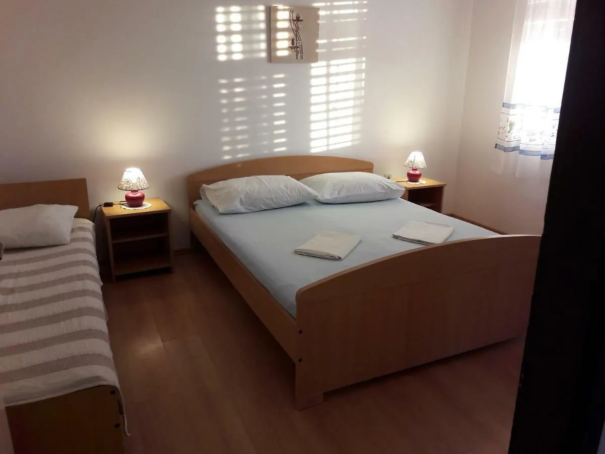 Apartmani Dokoza Drage 0*,  Croatia